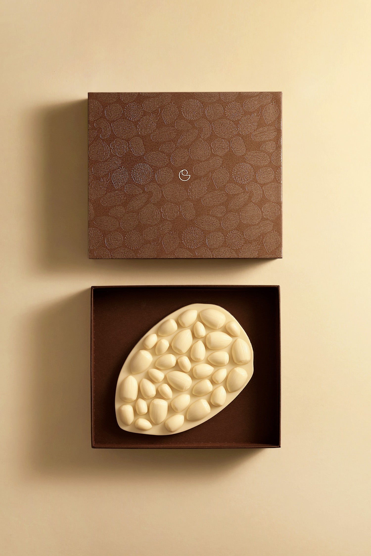 Tablette mendiant noisette chocolat blanc