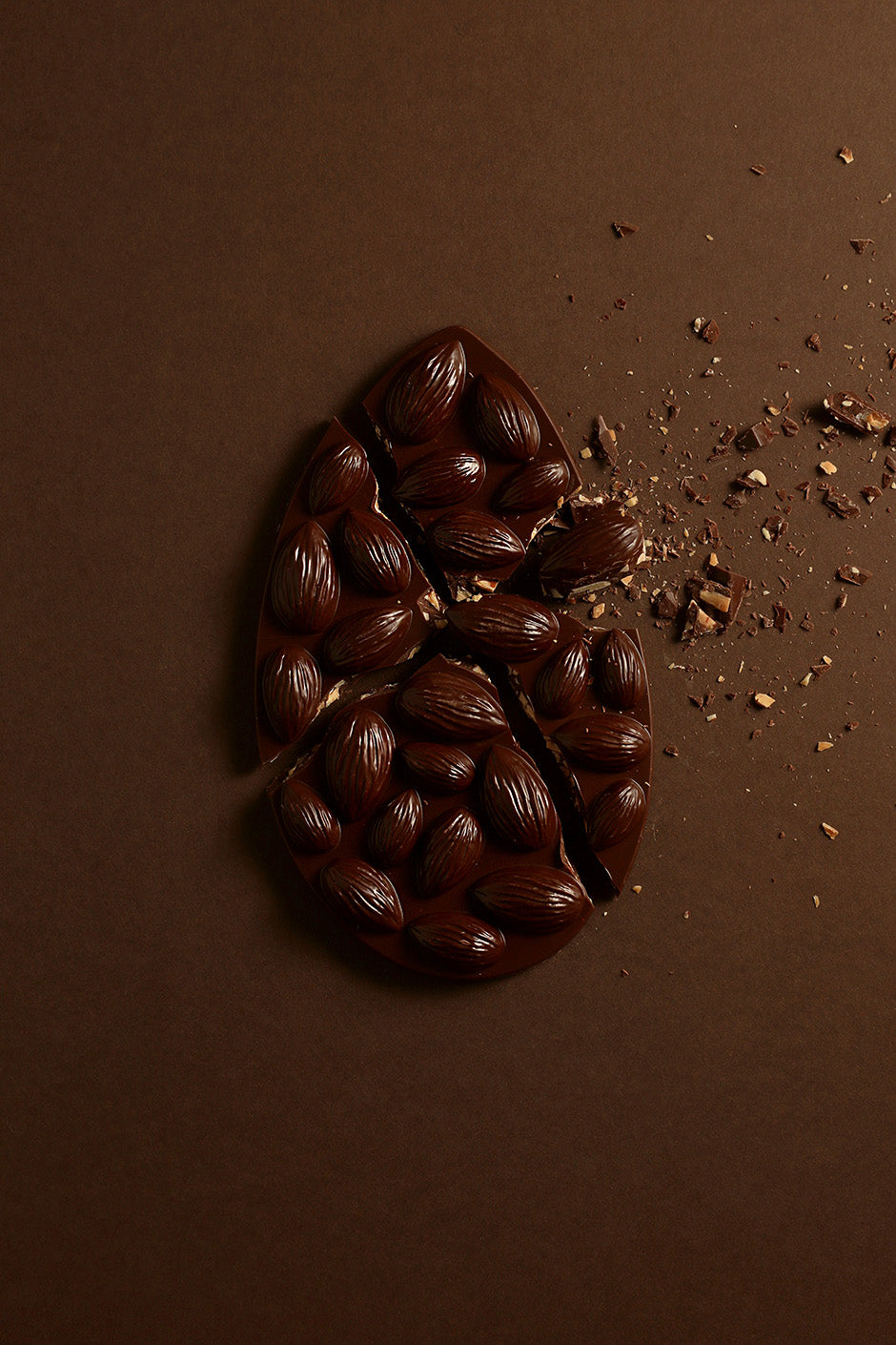 Tablette mendiant amande chocolat noir