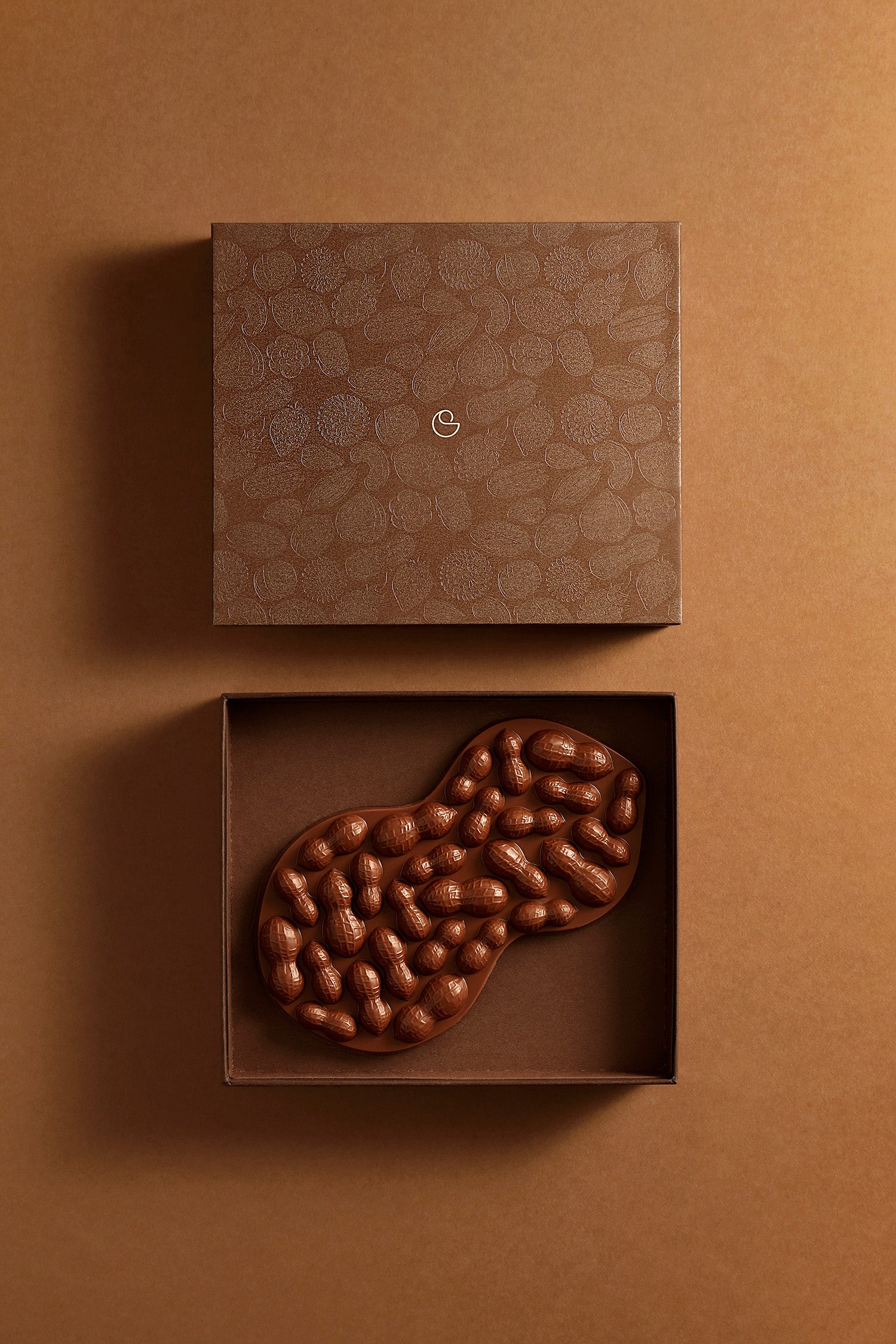 Tablette mendiant cacahuète chocolat au lait